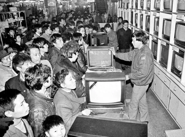 武汉设计院院长冷鸿升的荒唐人生：在美国拾荒7年后，惨死地下室