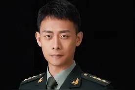 8位军人明星，张译当众自曝头衔，孙俪：见面我要喊他首长图片