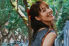 央视美女主持人王冠：离开央视5年，今自由独立，39岁依旧单身图片