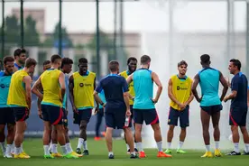 9号之惑，困扰巴萨图片