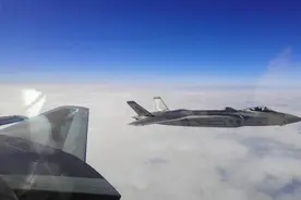 歼-20首次和F35过招！美军司令赞不绝口，还有一款军机印象深刻图片