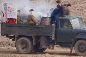 朝鲜制造：最狂野的“新能源车”，为何朝鲜汽车要烧木头？图片