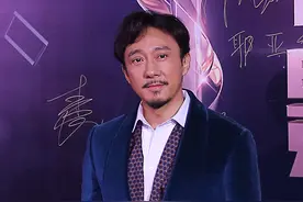 事实证明，55岁的赵立新，已经活成了一个“笑话”图片