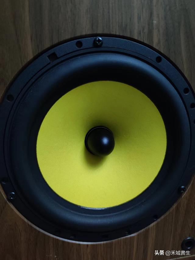 闲置车载收音机DIY家庭音响，简单易上手，效果让人满意