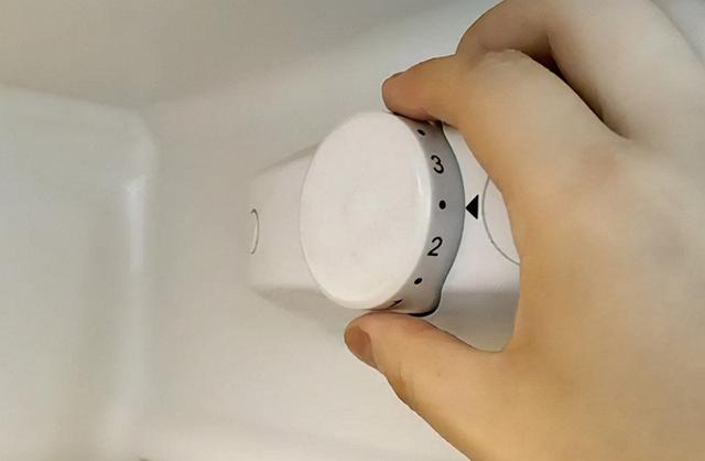 冰箱的0-7档代表什么?为什么夏天要调高温档,冬天要调低温档?