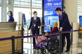 #无人陪伴老人儿童坐飞机可获得哪些帮助# 权威回答在这里！图片
