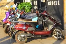 电动车长时间被太阳暴晒，会造成这几种不可逆伤害图片