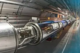 地球已进入平行宇宙？欧洲粒子对撞机重启，炸出了什么？图片