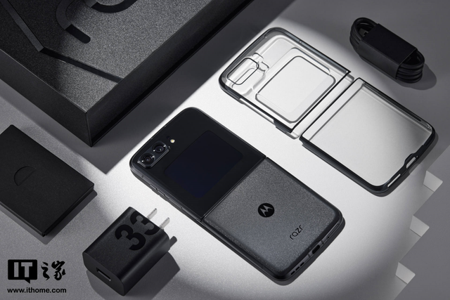 moto razr 2022 上手体验：实用为先，以旗舰致敬经典