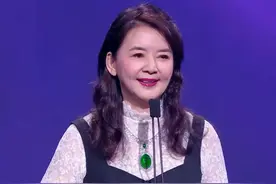 淡出演艺圈24年后，64岁的胡慧中在电影周露面，并透露将移居内地图片