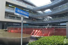 “想你路牌”火了 不指路的网红路牌能随意设吗？图片