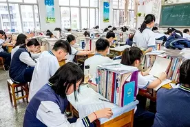 高考前夕，17岁学霸手上长疙瘩，一查竟是癌症中晚期图片