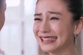 同样是演哭戏，把殷桃李冰冰和杨颖放在一起对比，差距就出来了图片