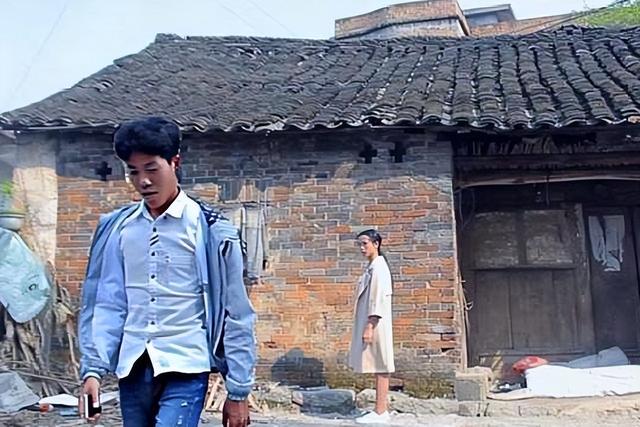 10年强奸380多人，把整个拳头塞进女子体内，警犬见了瑟瑟发抖！