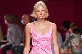 春天最美最时髦的80条裙子，来了图片