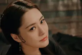 41岁的阿娇演青蛇，放下执念，重获新生，才算美得恰逢其时图片