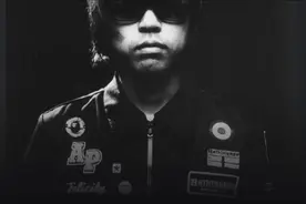 NIGO 以前也是搞音乐的，和 Kanye 一起那种…图片