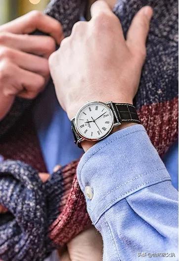 �����������ֵ�������Լ۱ȳ��ߵ�ǧԪ�����ֱ�����4��