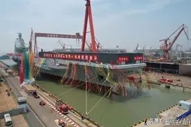 “三胎”名为“福建舰”！网友曾为航母取名“皮皮虾”？命名规则了解一下图片