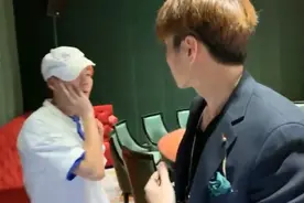 帝师：当众扇员工耳光，被小智骂是“外国人”，身价上亿身份成谜图片