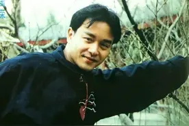 张国荣逝世19周年，千万网友线上看其高清演唱会，看哭无数人图片