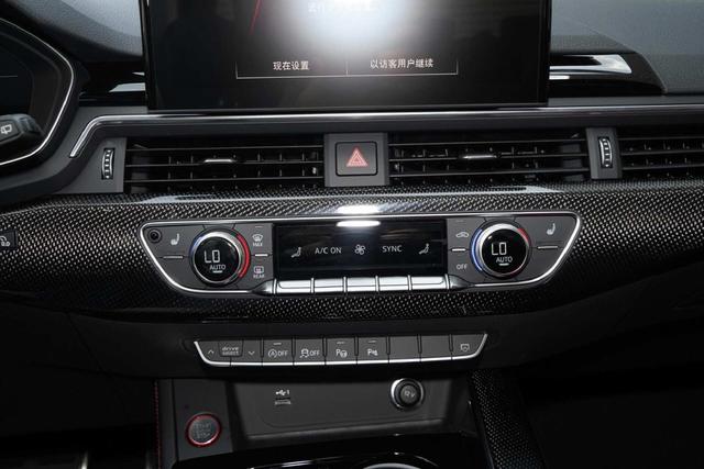 适合年轻人的旅行车！纯进口配V6动力，4秒级破百，实拍奥迪S4