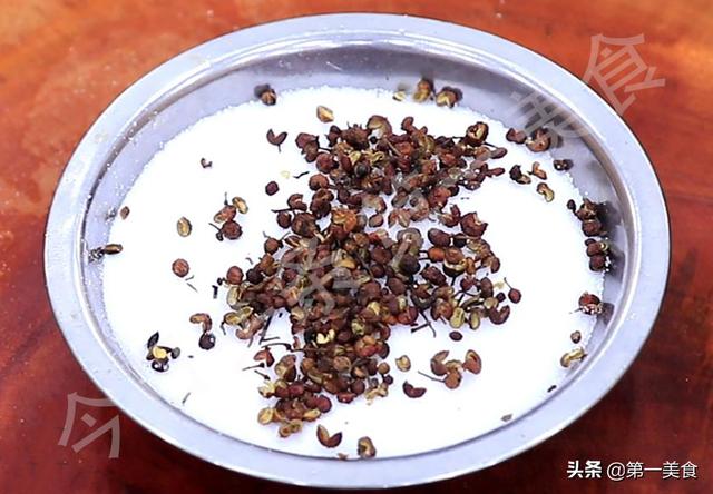 快过年了，教你6道大虾的做法，简单又美味，年夜饭待客倍有面子