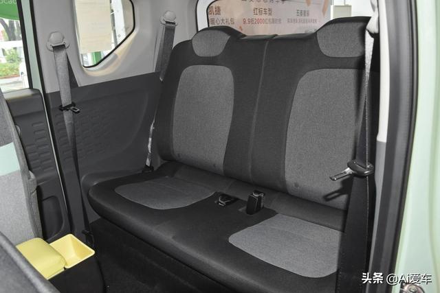 同级销量最高也最便宜，靠谱灵巧城市代步车，实拍五菱宏光MINIEV