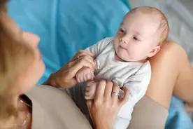 宝宝多大说话算正常，需要防范的重点问题有哪些？图片
