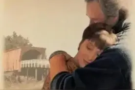 《廊桥遗梦》:一段克制隐忍的隐秘爱情，婚外遇到真爱，怎么办？图片