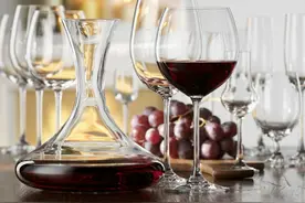 喝酒发圈高情商句子图片