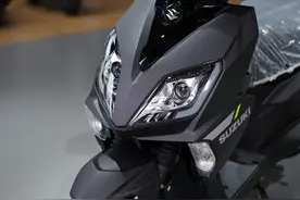 你拥有了摩托车驾照，你会买电动摩托车还是买燃油摩托车？图片