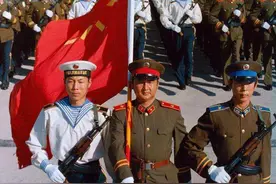 回顾八五式军服图片