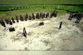 《琅琊榜》一个小角色，却能左右梅长苏和靖王一会和好一会闹翻图片