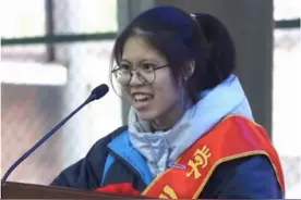 “面目狰狞”的励志演讲图片