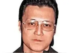 他是香港古惑仔的原型,一手遮天的黑老大,传闻为救知名女星丧了命图片