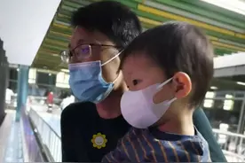 7次化疗、5小时手术，2岁男孩京沪两地打败超大肿瘤图片