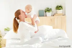 宝宝吐奶？快看看这些原因和应对方法，让宝宝健康快乐成长！图片