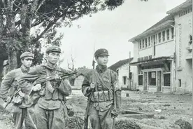 对越反击战的深刻教训：平时训练脱离实战需要，暴露了很多问题图片