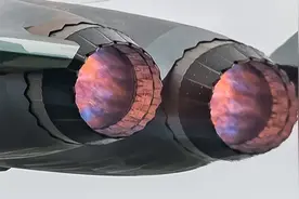 21年没改进，被神话的F22隐身战机早该走下神坛！已不是歼20对手图片