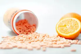 每天吃一粒维生素C，身体会发生什么变化？维C能不能长期吃？图片