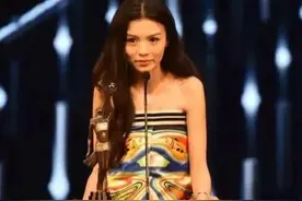 春夏：她用一生在治愈童年，却凭一部电影拿下三个影后桂冠图片