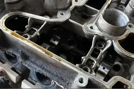 小伙搞了辆“战损报废版”2010年大众途观，含泪花5万翻新才能开图片