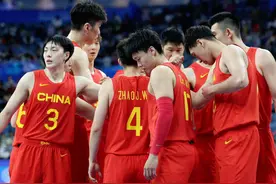 男篮冲刺洛杉矶奥运会，12人大名单预测，28岁周琦或领衔出战图片