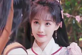 演黄蓉的11位女星，有人靠脸有人靠胸，谁才是独一无二的俏黄蓉？图片