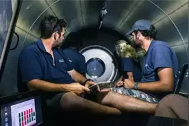 25万美元一趟值吗？致5死泰坦号潜艇内部曝光：没凳子只能盘腿坐图片