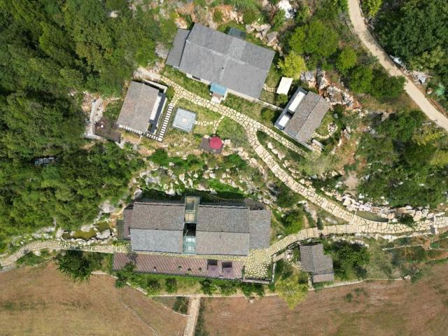 藏于山水，隐于林深丨宜昌南岔湾这家石屋民宿，带你逃离都市