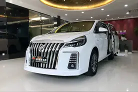 厦门别克GL8商务车报价：改装后29.89万图片