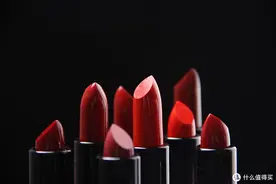 8支百元以内的平价口红，藏着贫民窟女孩的快乐和美丽图片