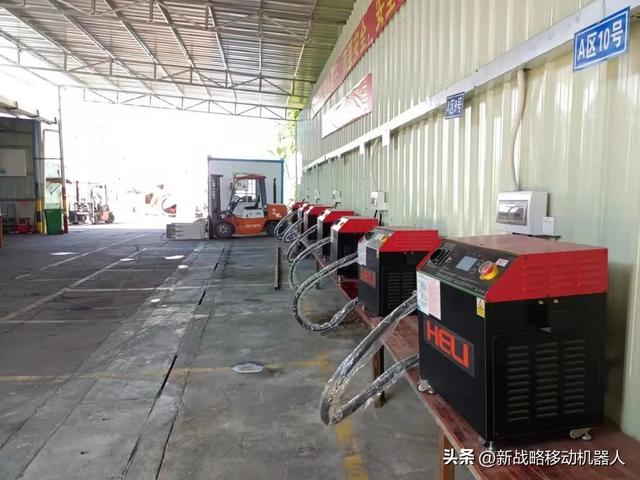 泰坦无线充：86%效率解放移动机器人生产力